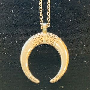 Crescent shaped silver plate necklace!